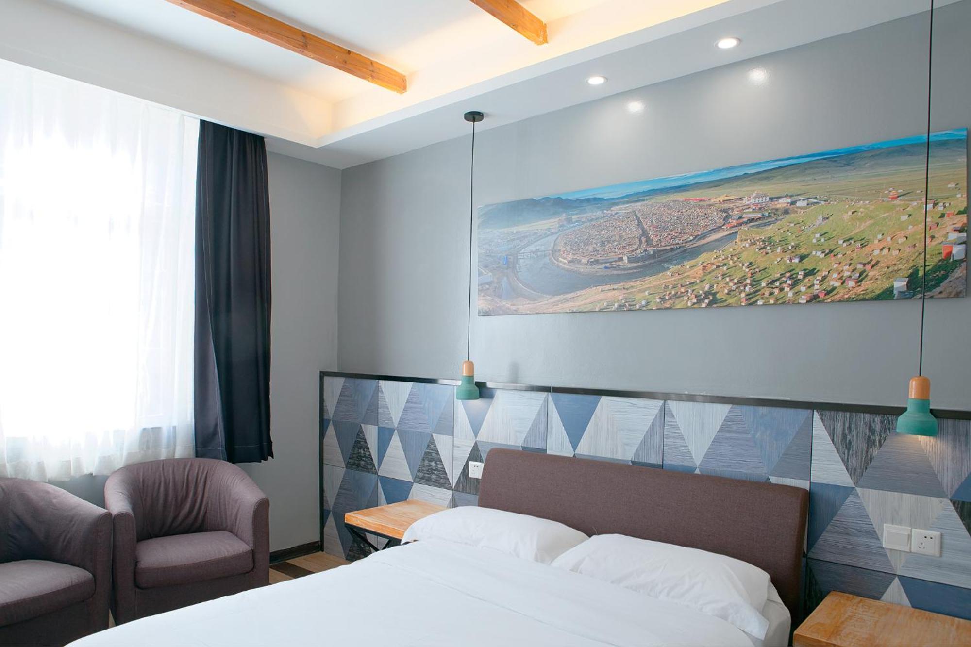 The Cloudland International Youth Hostel Close To The City Center,15 Min Walks To The Subway, Close To The Night Market, Old Street, Green Lake, English-Speaking Service, Free Activity Convenient Payment And Visa Cards Are Accepted Kunming Exterior photo