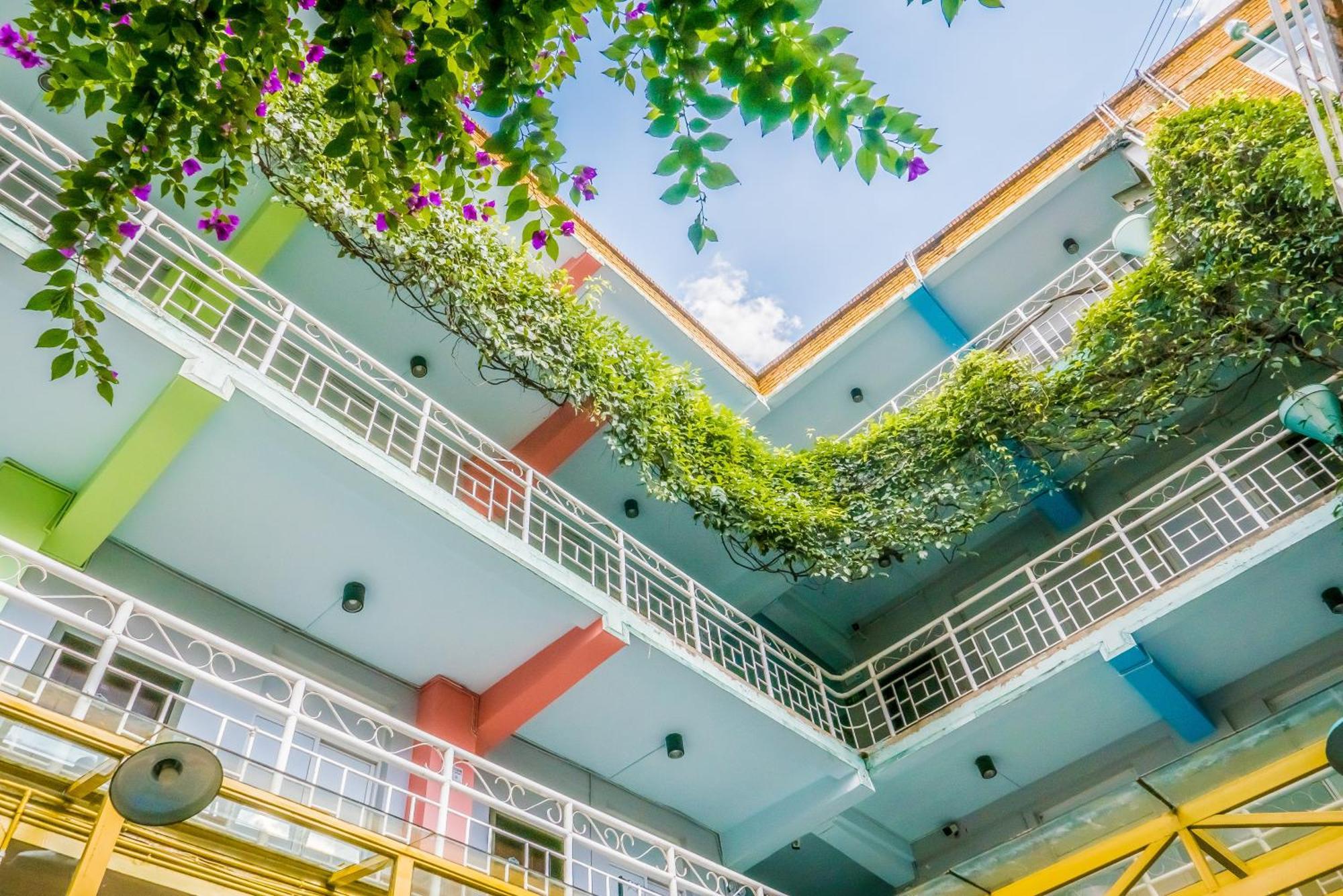 The Cloudland International Youth Hostel Close To The City Center,15 Min Walks To The Subway, Close To The Night Market, Old Street, Green Lake, English-Speaking Service, Free Activity Convenient Payment And Visa Cards Are Accepted Kunming Exterior photo