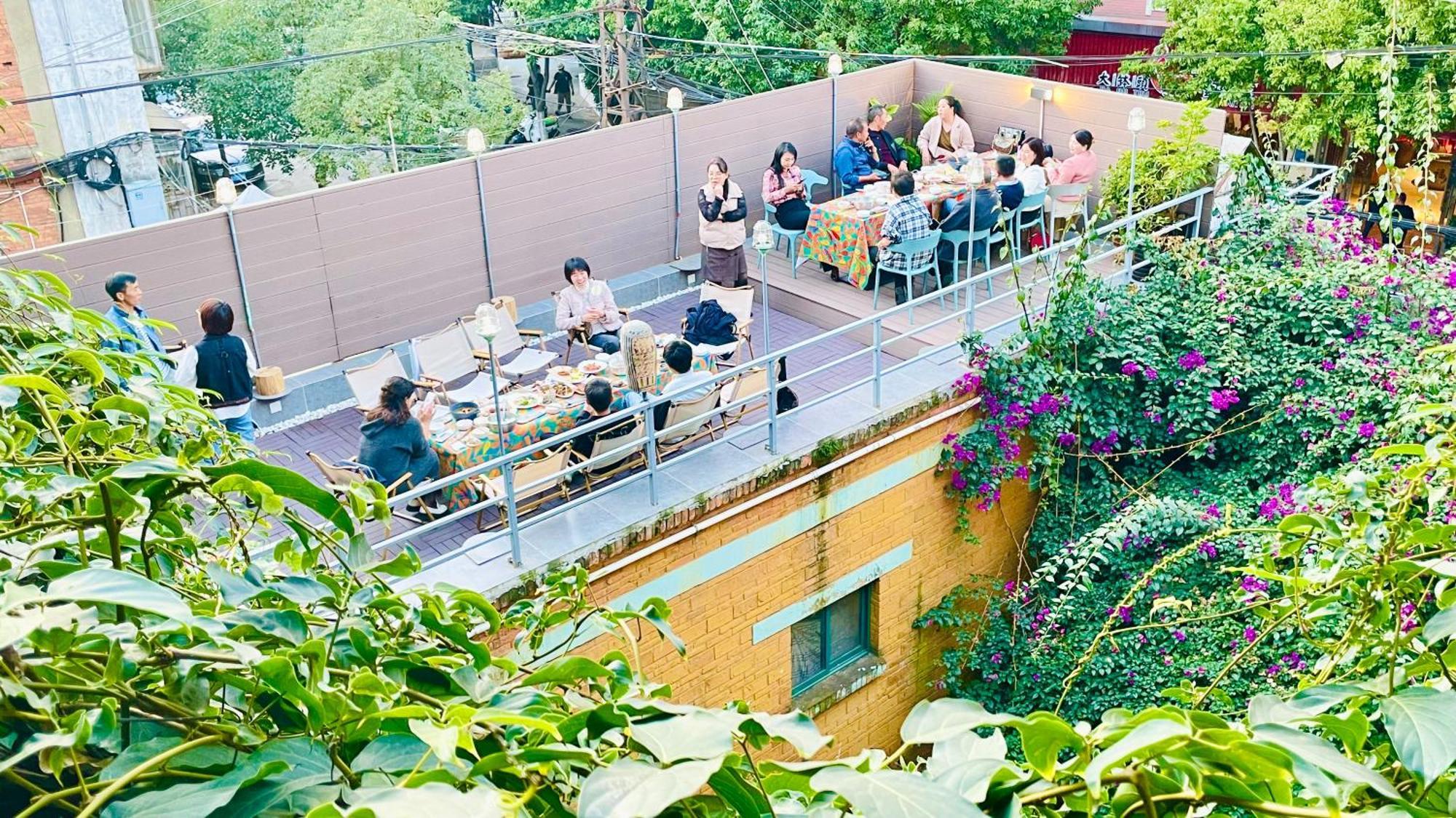 The Cloudland International Youth Hostel Close To The City Center,15 Min Walks To The Subway, Close To The Night Market, Old Street, Green Lake, English-Speaking Service, Free Activity Convenient Payment And Visa Cards Are Accepted Kunming Exterior photo